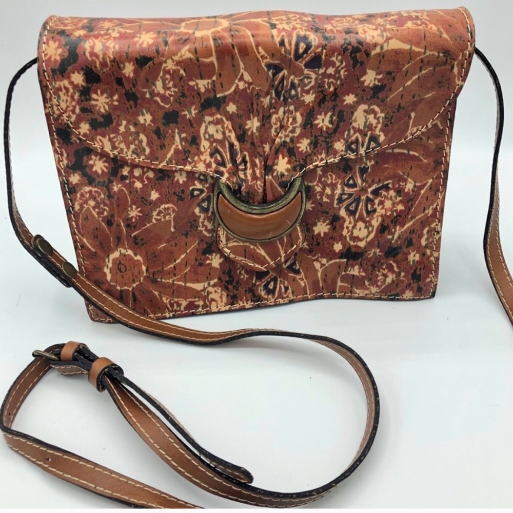 ▫️Patricia Nash Moon & Sunflower Floral Leather Crossbody